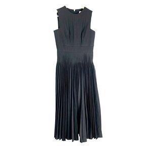 Lobbster Black Pleated Dress Sleeveless Medium A Line
